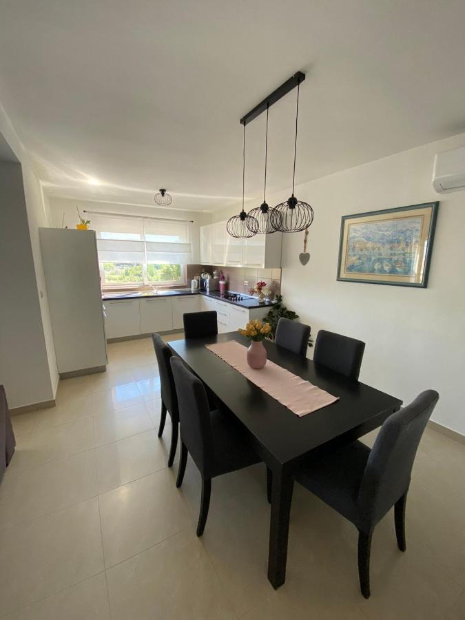 Apartman Ana Kampor Dış mekan fotoğraf