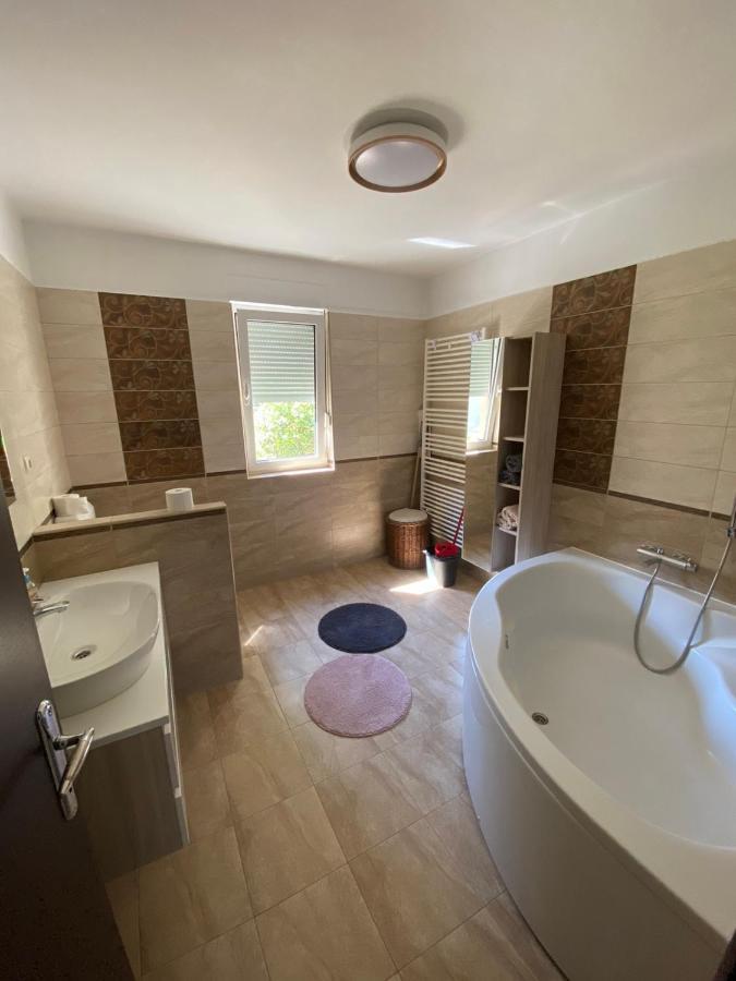 Apartman Ana Kampor Dış mekan fotoğraf